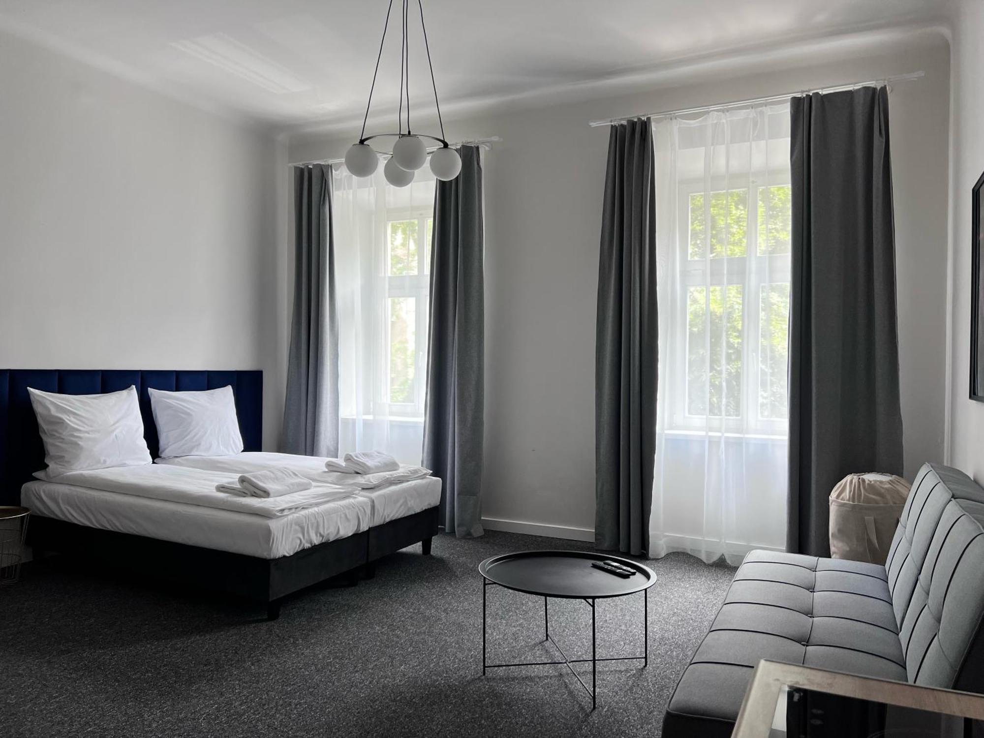 Studio Apartment