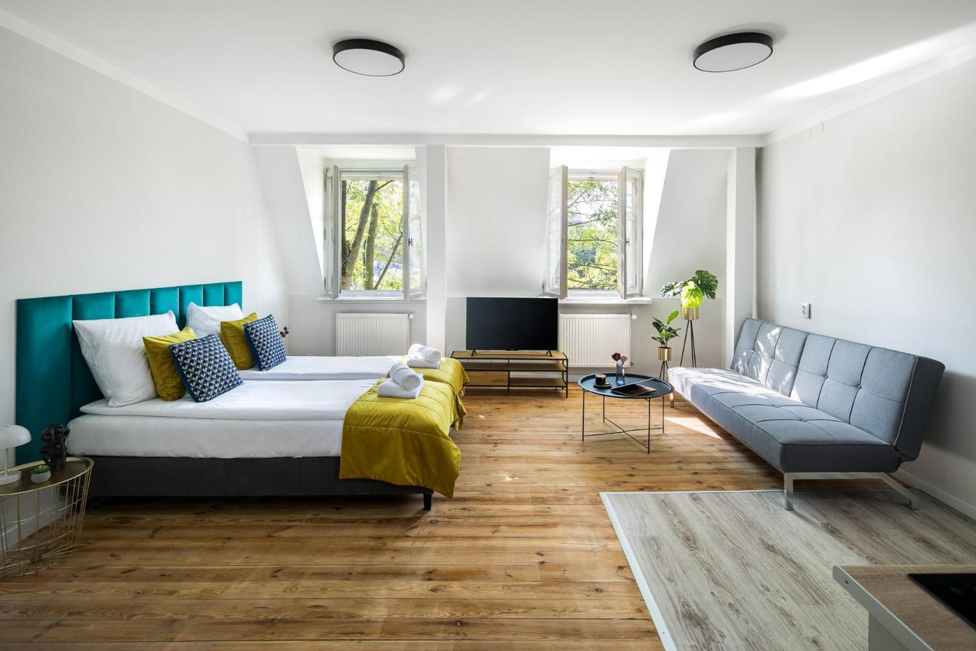 Studio Apartment