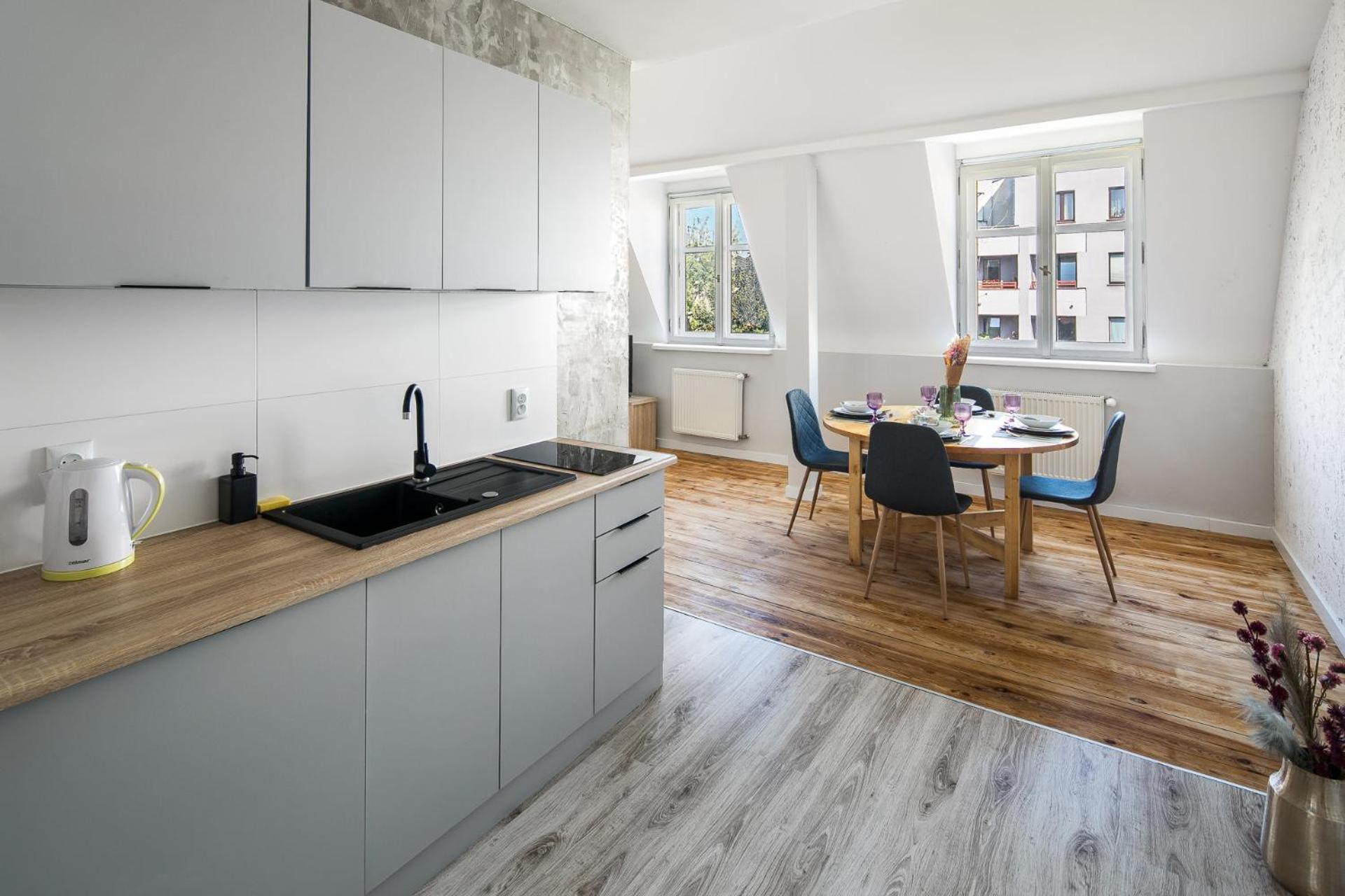 One-Bedroom Family Apartment